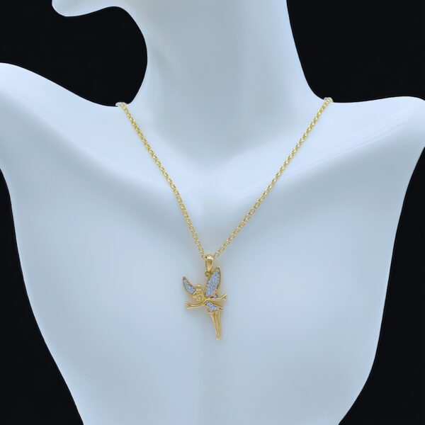 Cadena estilo paper clip peso medio con medalla tinker bell solida size 22 peso 4.9gr precio $384.00 1 pieza disponible_