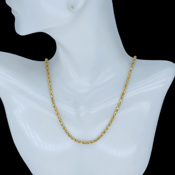 CA033 Cadena torzal peso medio en un tono  size 16'' peso 5.8gr precio $580.00